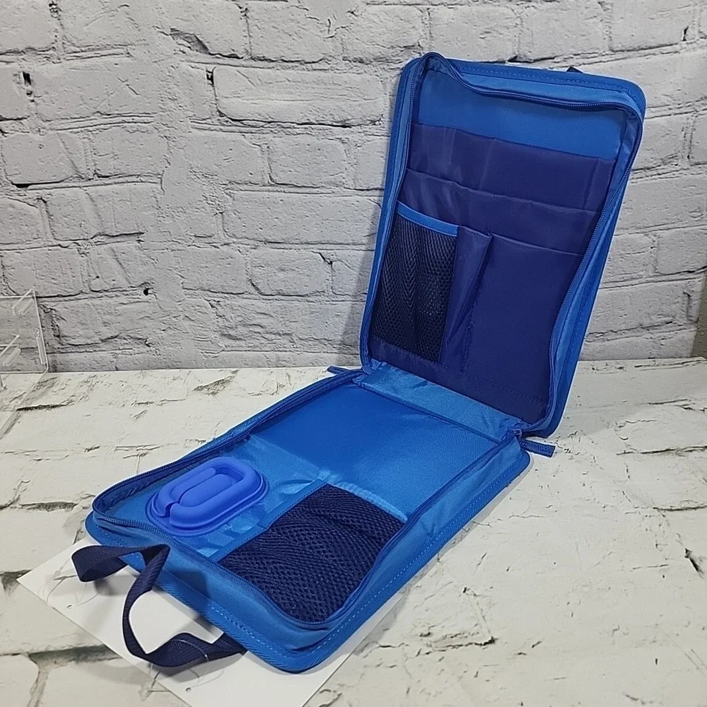 Rare Staples TechTaker Cushioned Phone Tablet Pocket Student Tote‎ Blue 2016 NWT